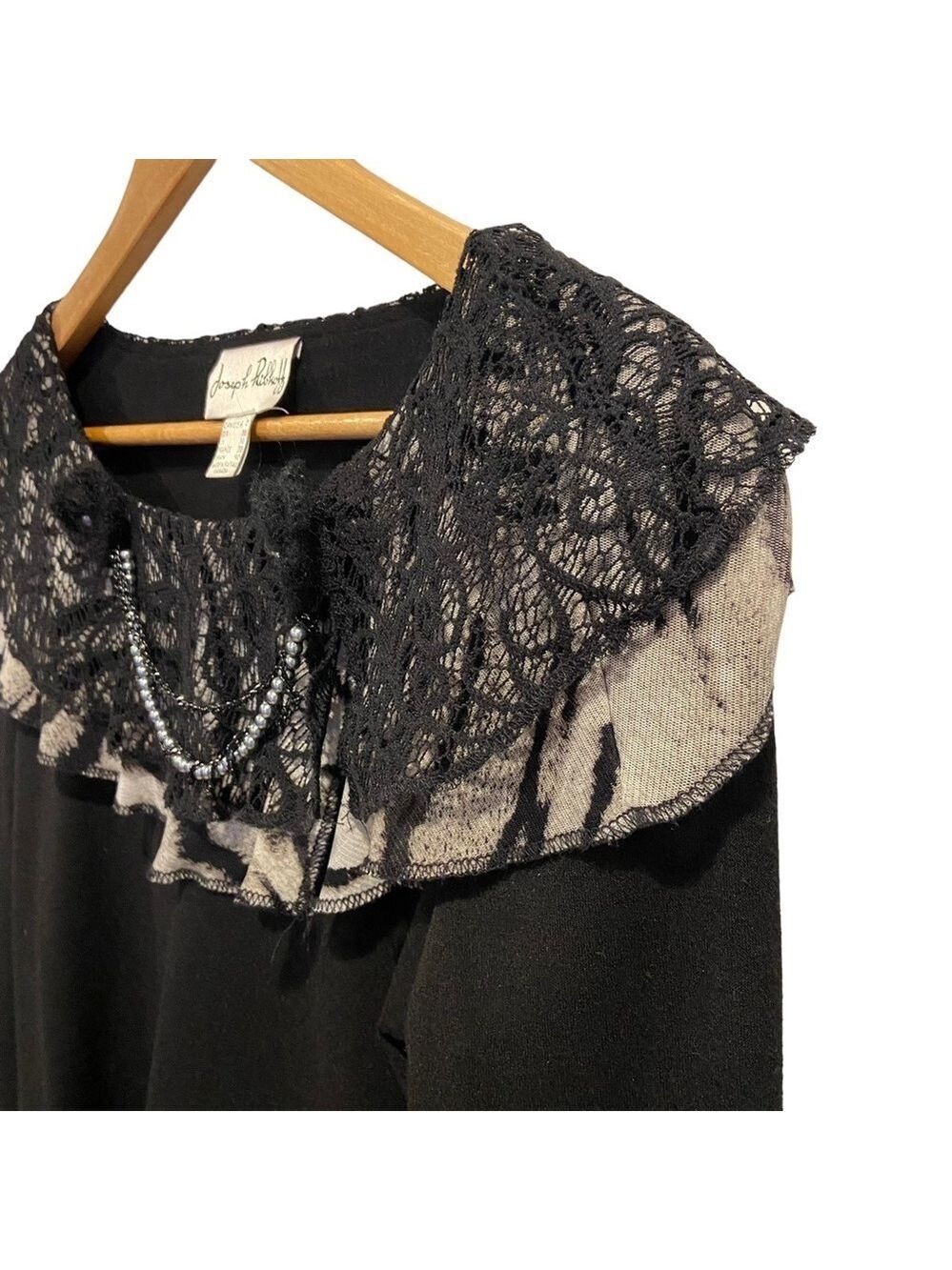 Joseph Ribkoff top blouse long sleeves asymmetric lace embellished animal size 4 - Picture 4 of 13